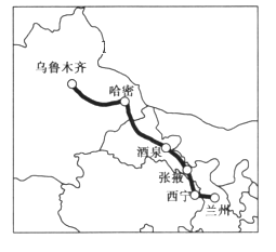 加快东部人口向该区域迁移 c.提升兰新铁路的货运能力 d.